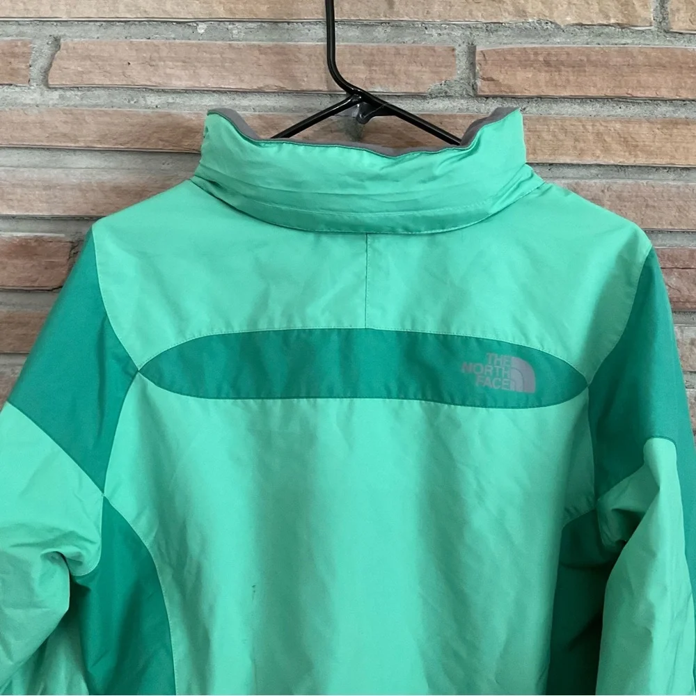 The North Face Women’s Green Hooded Rain Jacket Windbreaker Medium - Picture 7 of 8